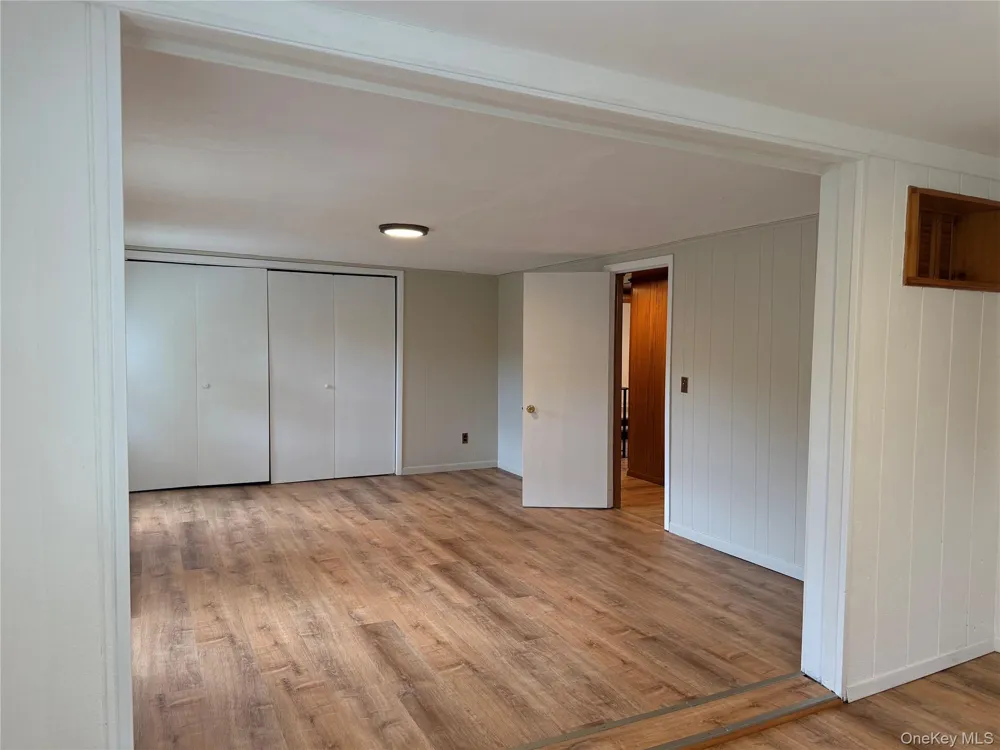 16 Ernest Lane Mahopac, NY 10541