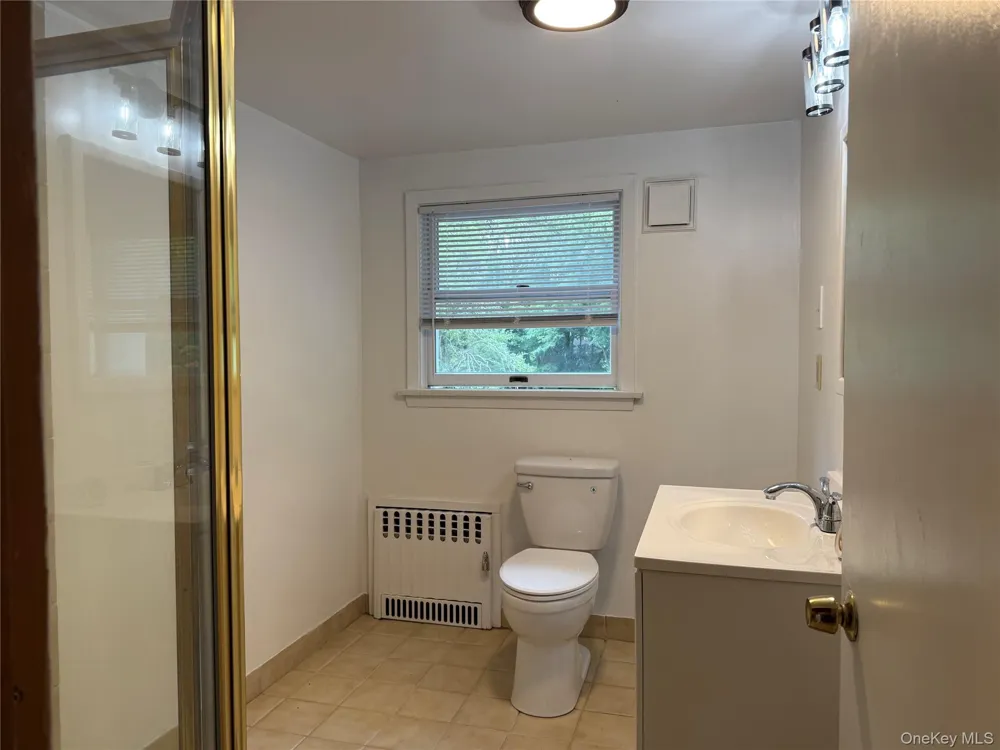 16 Ernest Lane Mahopac, NY 10541