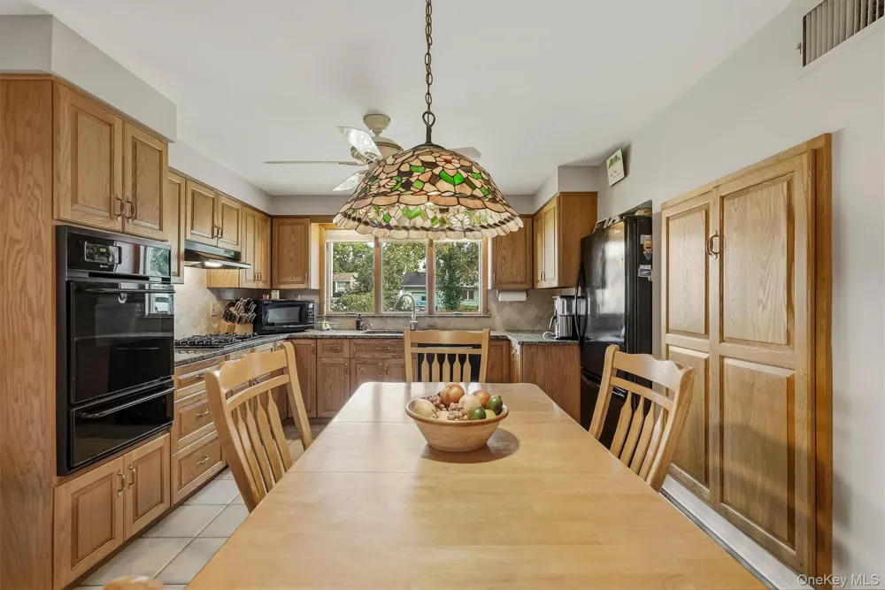 19 Dutch Hollow Drive Orangeburg, NY 10962