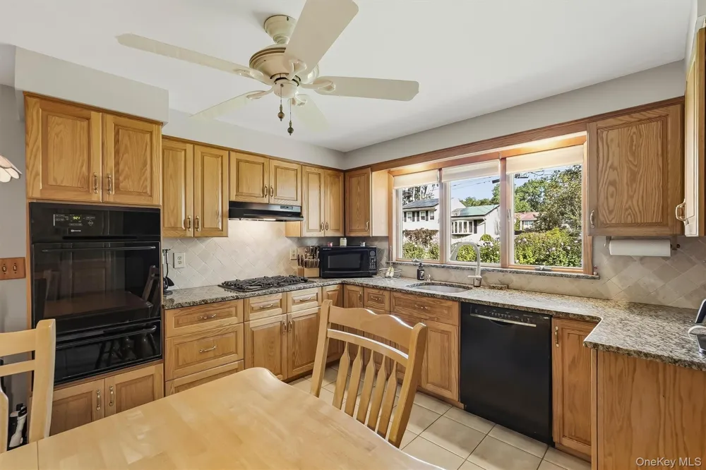 19 Dutch Hollow Drive Orangeburg, NY 10962