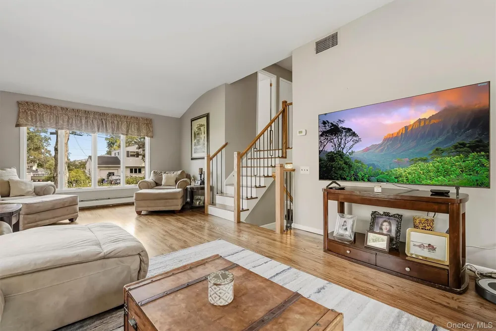 19 Dutch Hollow Drive Orangeburg, NY 10962