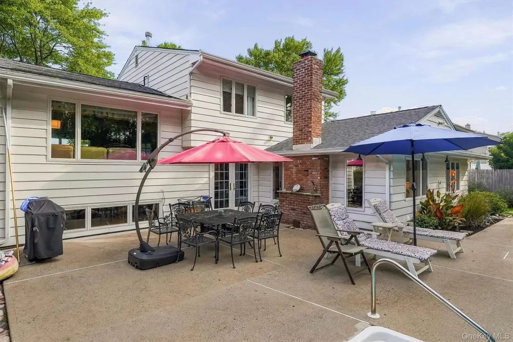 19 Dutch Hollow Drive Orangeburg, NY 10962