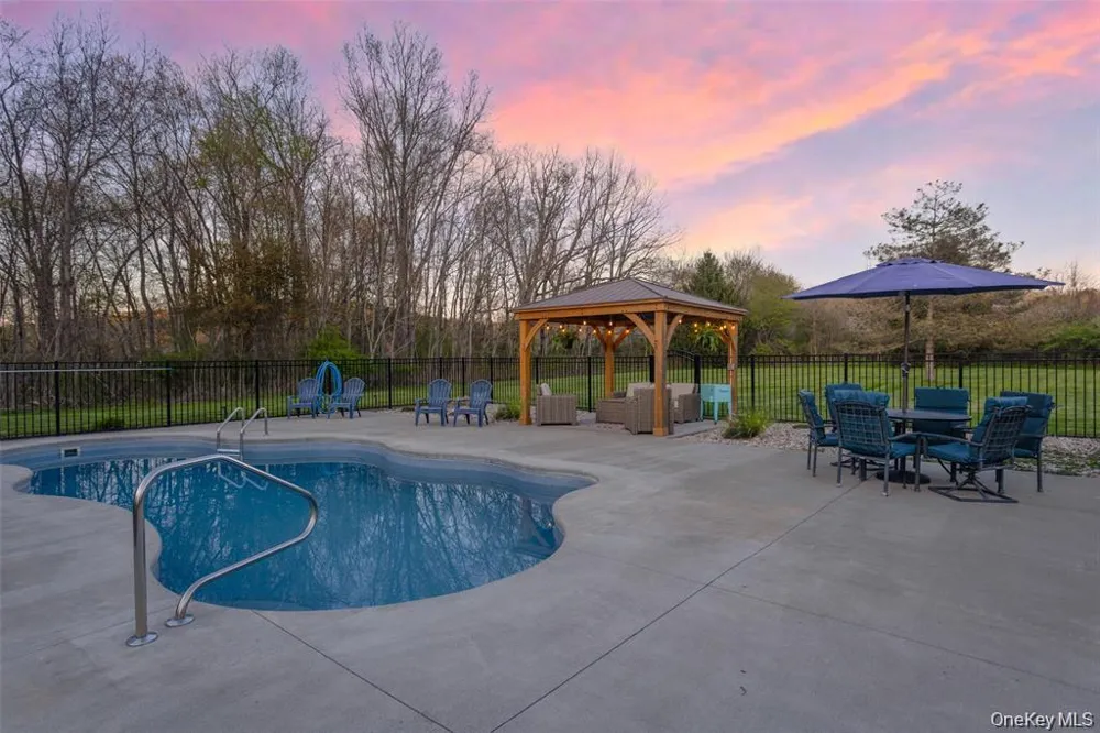 854 County Route 9 Ghent, NY 12075