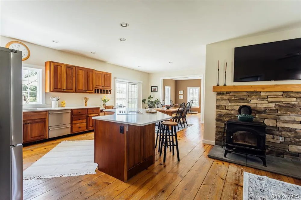 854 County Route 9 Ghent, NY 12075
