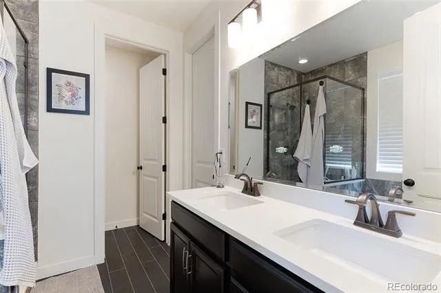 7858 S Flat Rock Court Aurora, CO 80016
