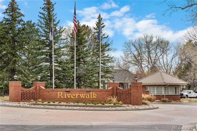2894 W Riverwalk Circle #B108 Littleton, CO 80123