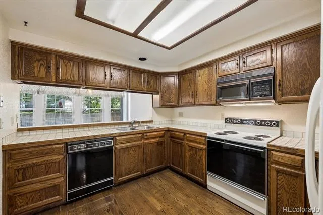 1581 E Nichols Circle Centennial, CO 80122
