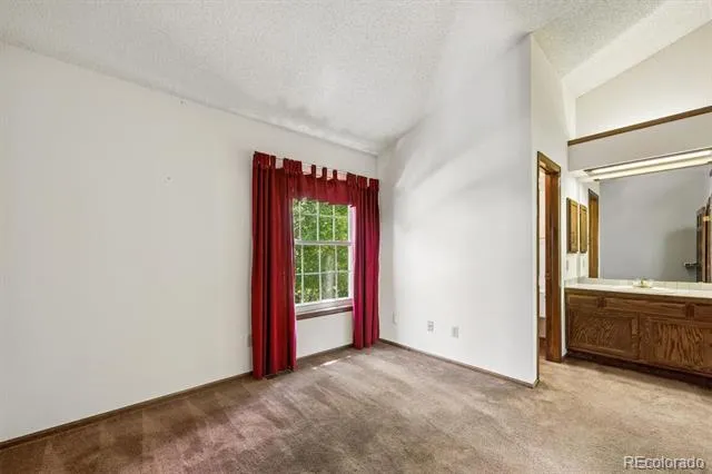 1581 E Nichols Circle Centennial, CO 80122