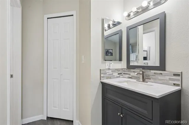 11688 E Cedar Avenue Aurora, CO 80012