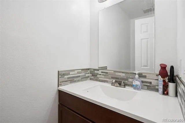 11688 E Cedar Avenue Aurora, CO 80012
