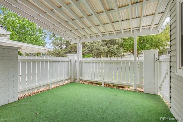 14233 E Marina Drive Aurora, CO 80014