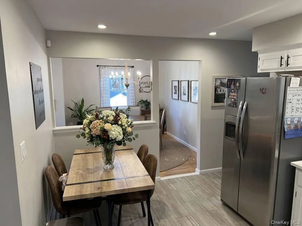 31 Roosevelt Place Rockville Centre, NY 11570