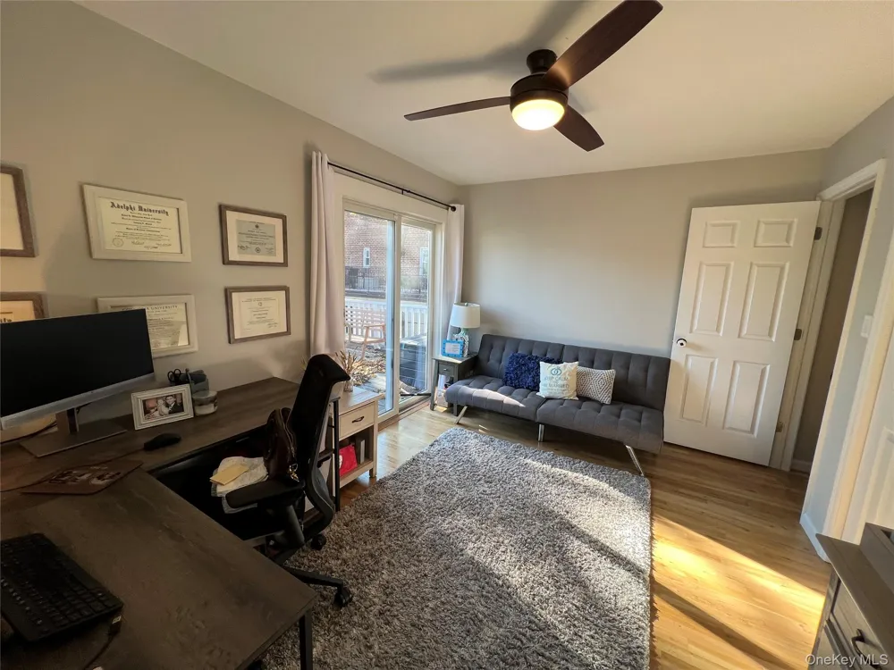 31 Roosevelt Place Rockville Centre, NY 11570