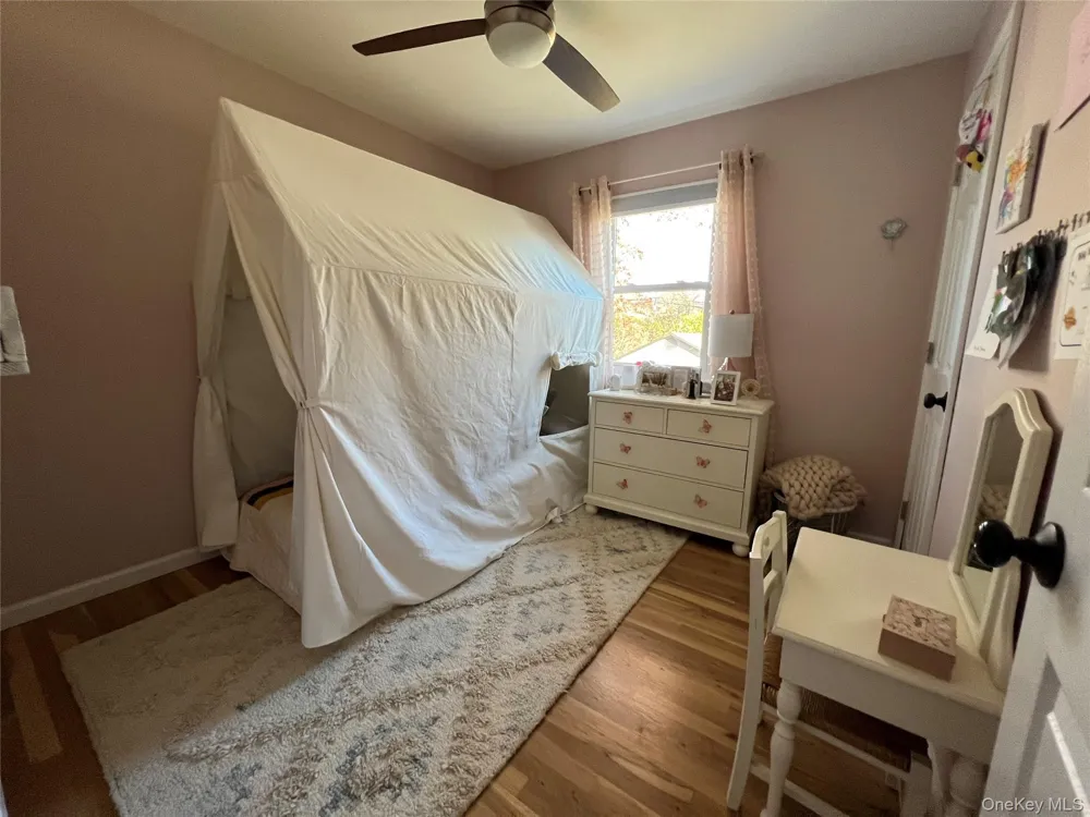 31 Roosevelt Place Rockville Centre, NY 11570
