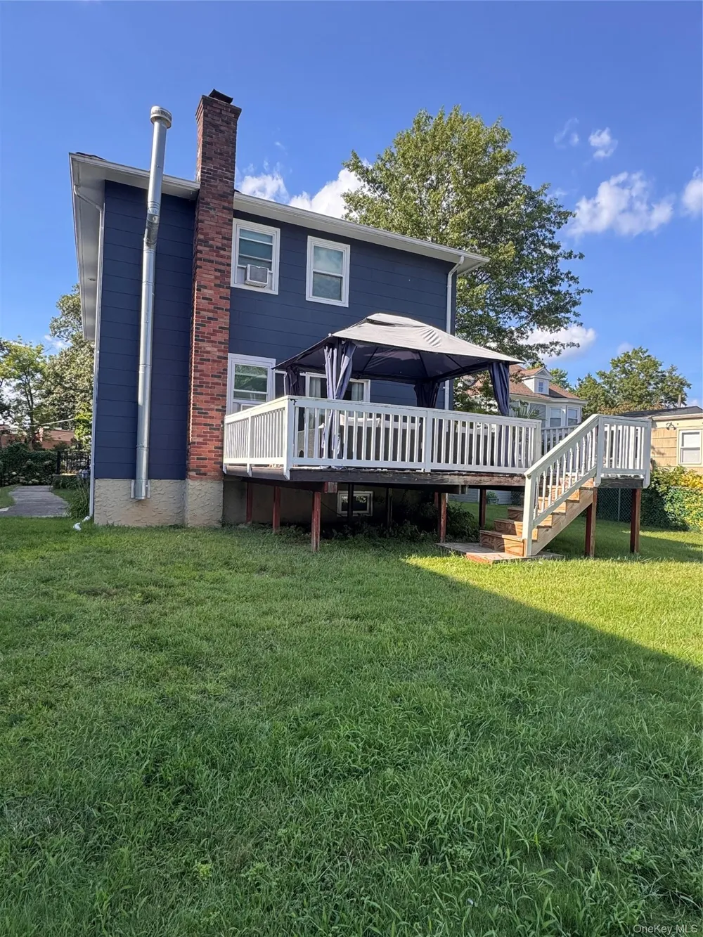 31 Roosevelt Place Rockville Centre, NY 11570