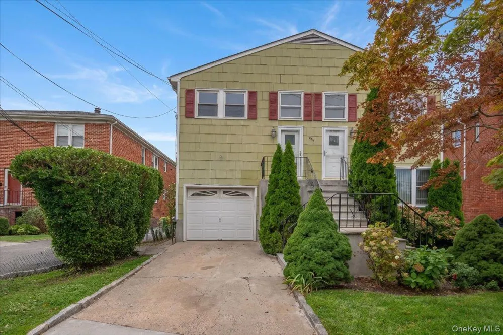 284 Park Avenue #Left Side Harrison, NY 10528