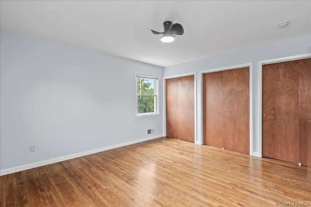 284 Park Avenue #Left Side Harrison, NY 10528