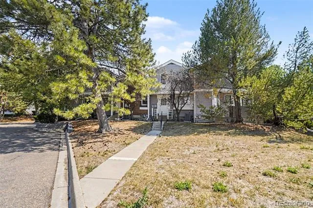 11576 E Bayaud Drive Aurora, CO 80012