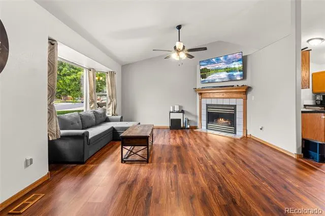 309 Medinah Avenue Johnstown, CO 80534
