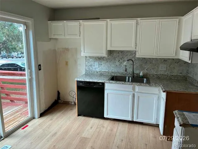 17670 E Loyola Drive #B Aurora, CO 80013