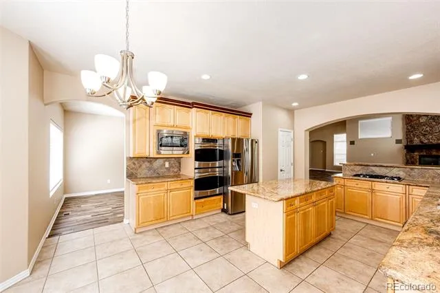 19076 E Maplewood Avenue Aurora, CO 80016