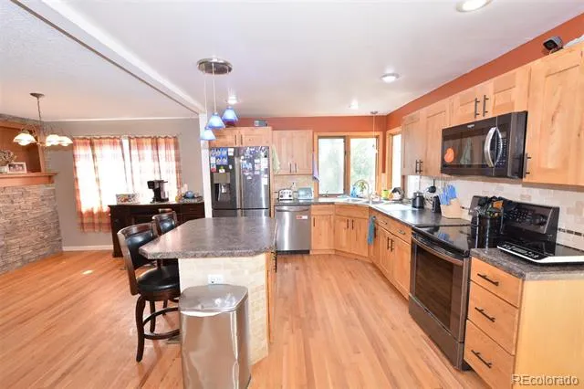647 Red Cliff Road Colorado Springs, CO 80906