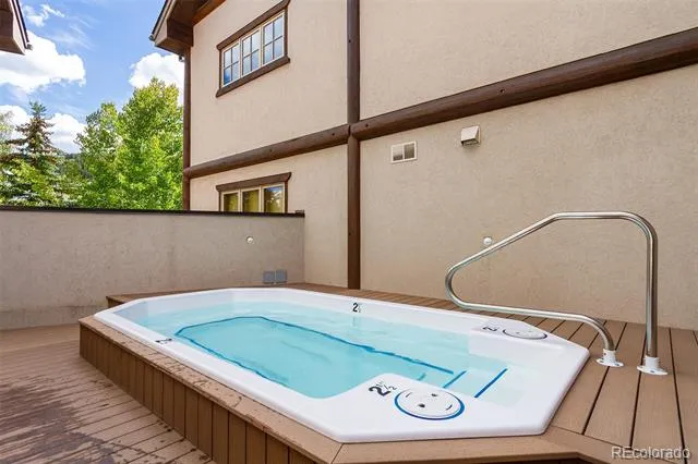 62 Broken Lance Drive #104E Breckenridge, CO 80424