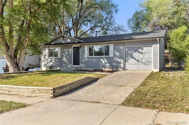 838 Kingsley Drive Colorado Springs, CO 80909