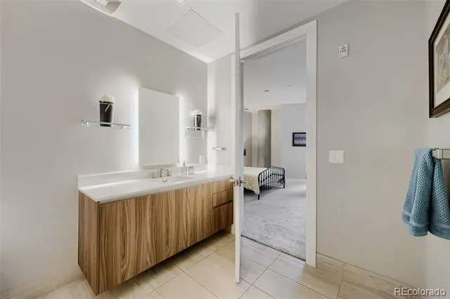 4200 W 17th Avenue #411 Denver, CO 80204