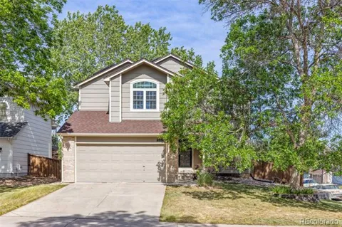 8922 Maribou Court