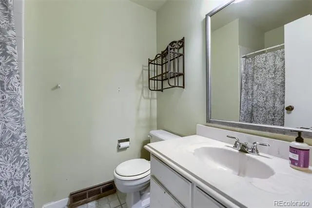 7187 S Webster Street Littleton, CO 80128