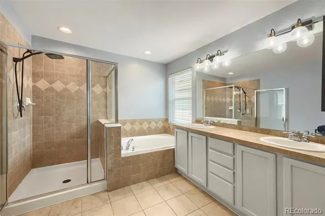 15655 E Kettle Place Englewood, CO 80112