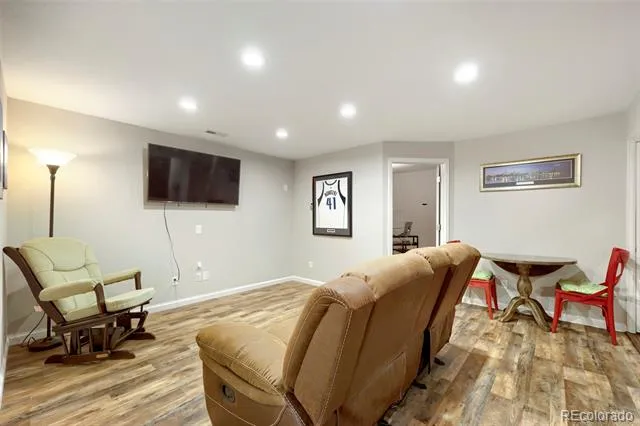 15655 E Kettle Place Englewood, CO 80112