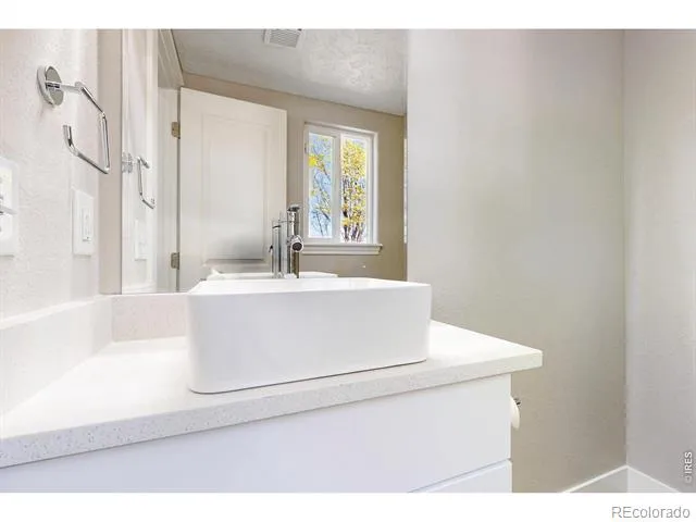 617 62nd Avenue Greeley, CO 80634