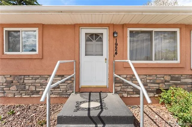 1924 Mccooke Drive Colorado Springs, CO 80910