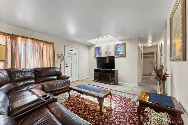 1924 Mccooke Drive Colorado Springs, CO 80910