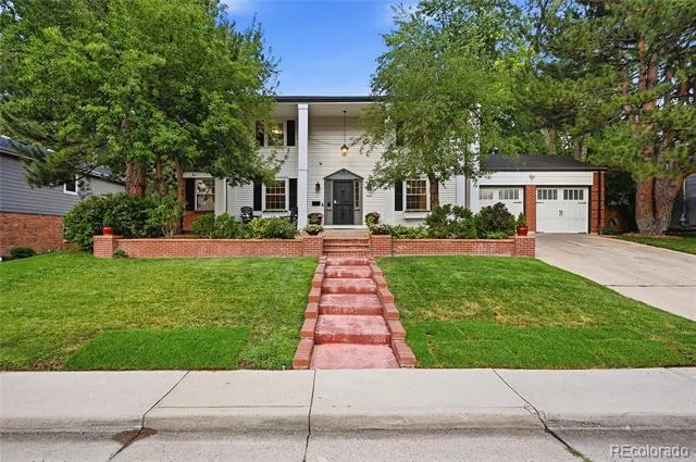 6838 S Elizabeth Street Centennial, CO 80122