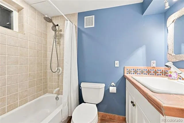 6838 S Elizabeth Street Centennial, CO 80122