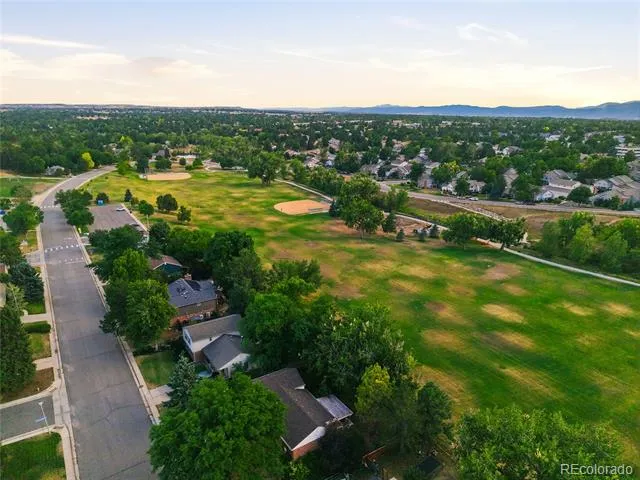 6838 S Elizabeth Street Centennial, CO 80122
