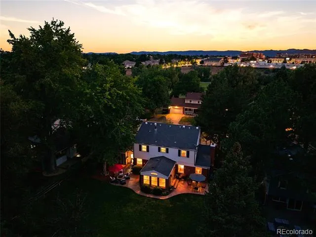 6838 S Elizabeth Street Centennial, CO 80122