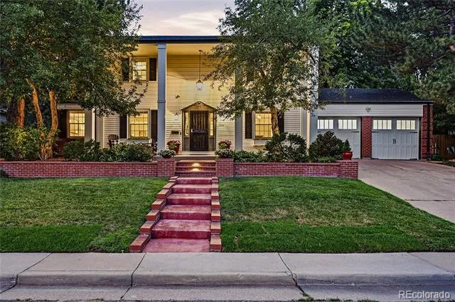 6838 S Elizabeth Street Centennial, CO 80122