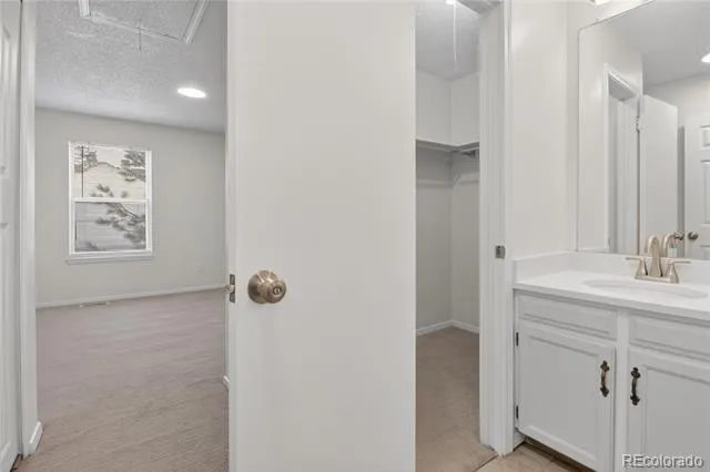 3209 S Estes Street Lakewood, CO 80227