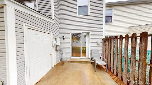 3209 S Estes Street Lakewood, CO 80227