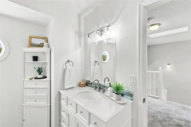 8312 S Upham Way Littleton, CO 80128
