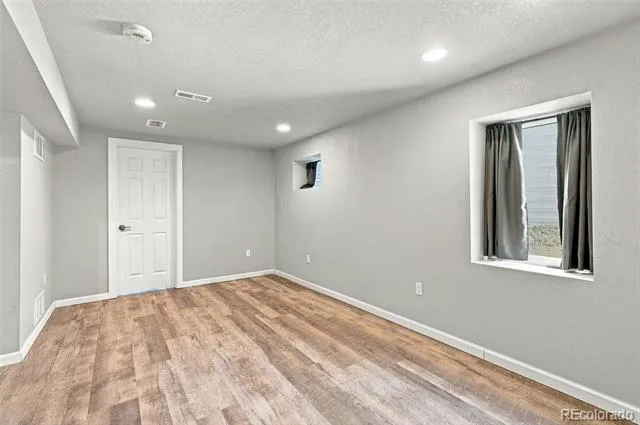 8312 S Upham Way Littleton, CO 80128