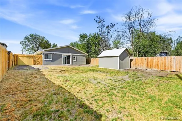 3130 W Longfellow Place Denver, CO 80221