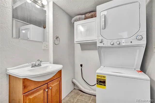 4874 Splitrail Place Colorado Springs, CO 80917