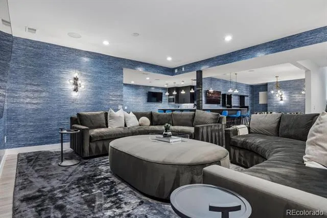 2821 E Cedar Avenue #17 Denver, CO 80209