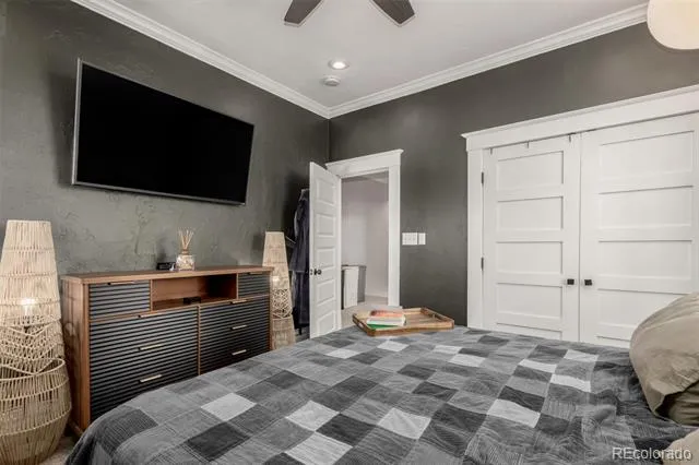 300 S Lincoln Street Denver, CO 80209