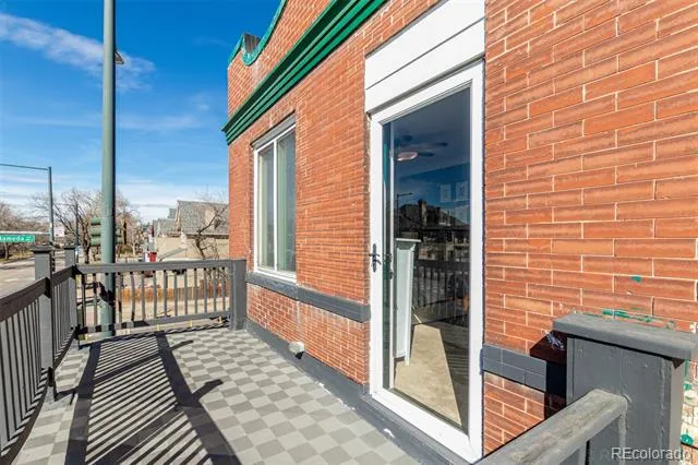 300 S Lincoln Street Denver, CO 80209